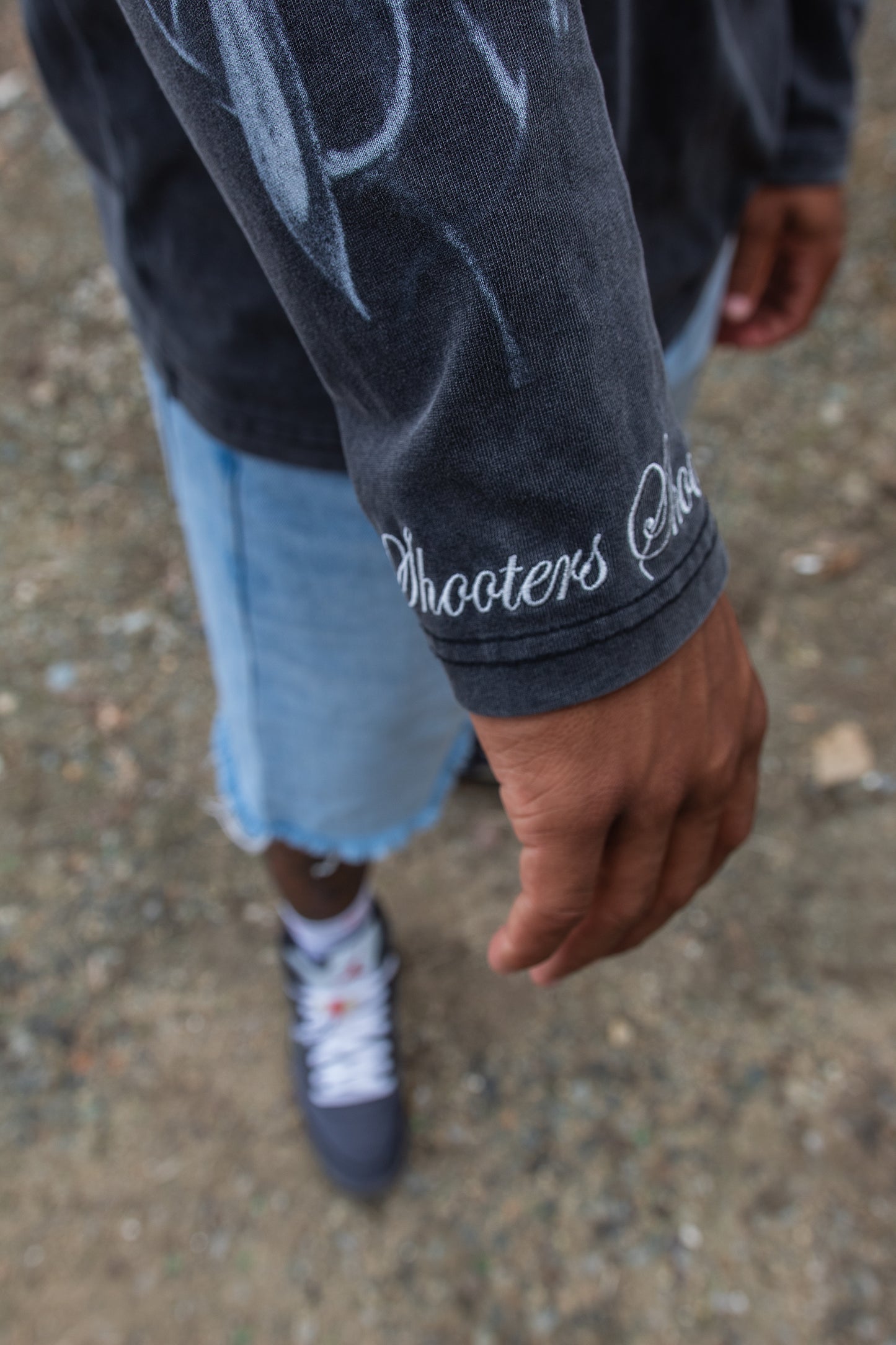 Valiant “Shooters” L/S